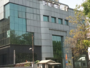 Showrooms for Rent in Sector 34, Gurgaon (25000 Sq.ft.)