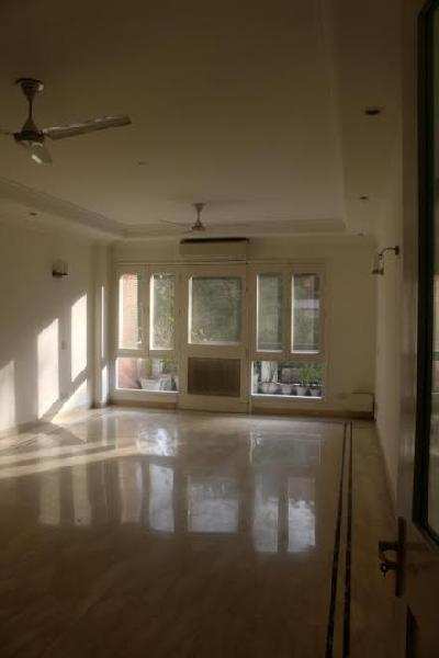 4 BHK Flats & Apartments for Rent in Westend, South Delhi (3000 Sq.ft.)