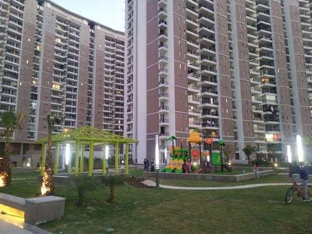3 BHK Flats & Apartments For Rent In Sector 107, Noida (1791 Sq.ft.)