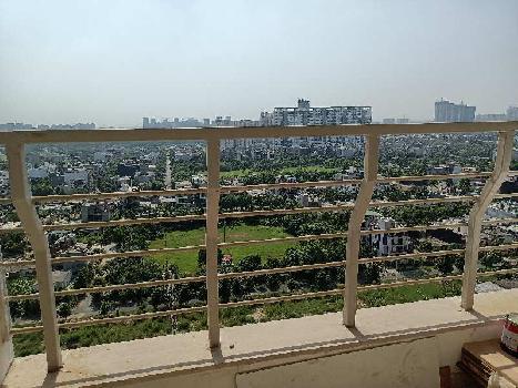 3 BHK Flats & Apartments for Rent in Sector 110, Noida (2200 Sq.ft.)