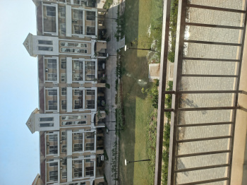 3 BHK Flats & Apartments for Sale in Airport Road, Zirakpur (1550 Sq.ft.)