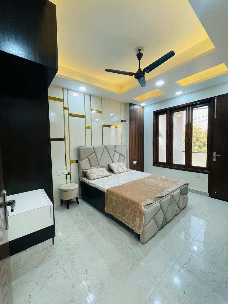 3 BHK Flats & Apartments for Sale in Sector 28, Dwarka, Delhi (1305 Sq.ft.)