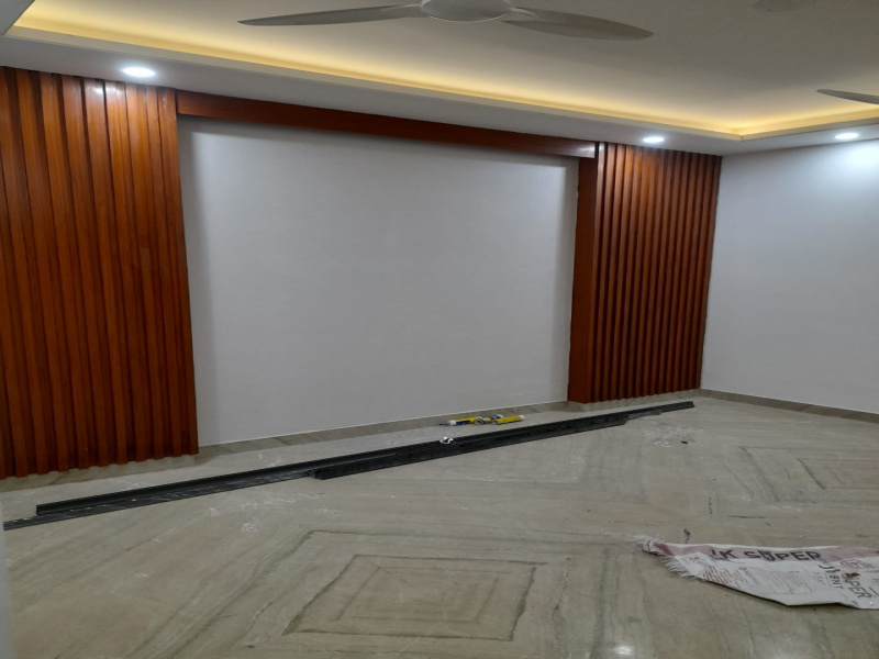3 BHK Builder Floor for Sale in Sector 8, Dwarka, Delhi (130 Sq.ft.)