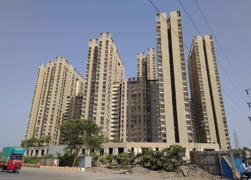 2 BHK Flats & Apartments for Sale in Bhiwandi, Thane (927 Sq.ft.)