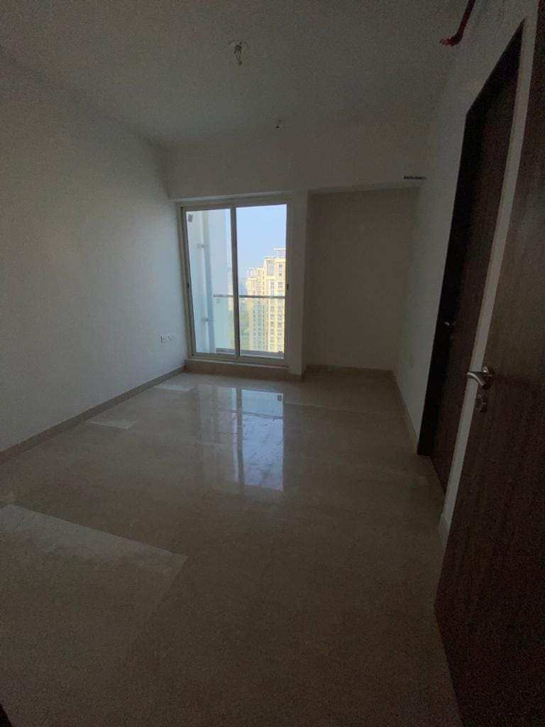4BHK FLAT AVAILABLE FOR SALE IN SHETH AVALON