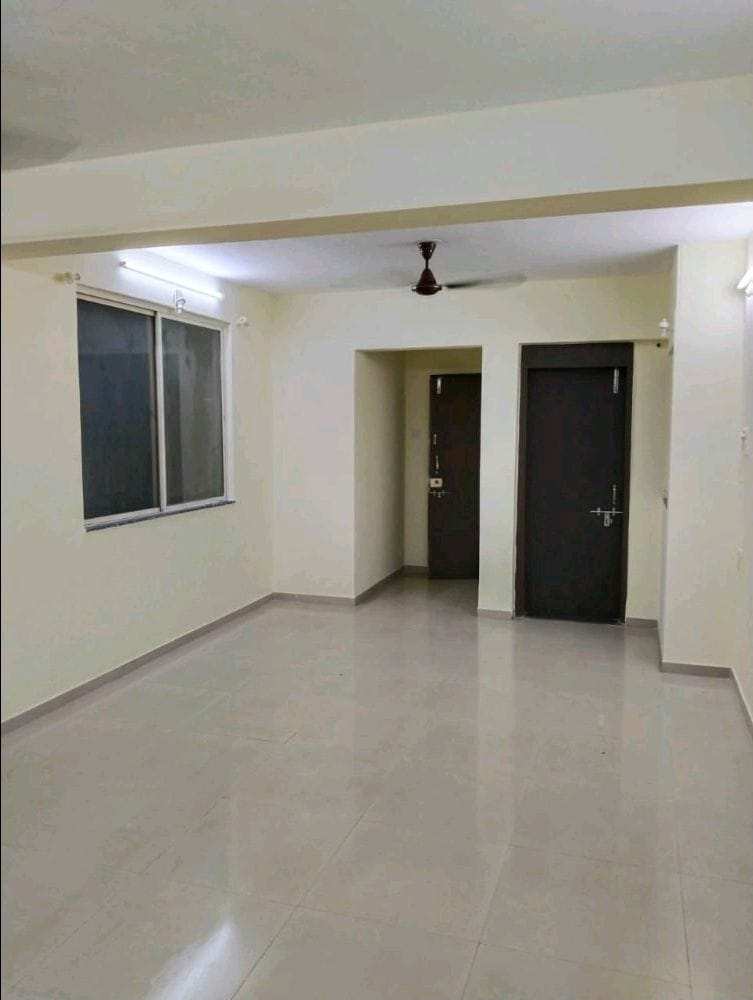 2 BHK Flats & Apartments for Rent in Pancard Club Road, Pune (800 Sq.ft.)