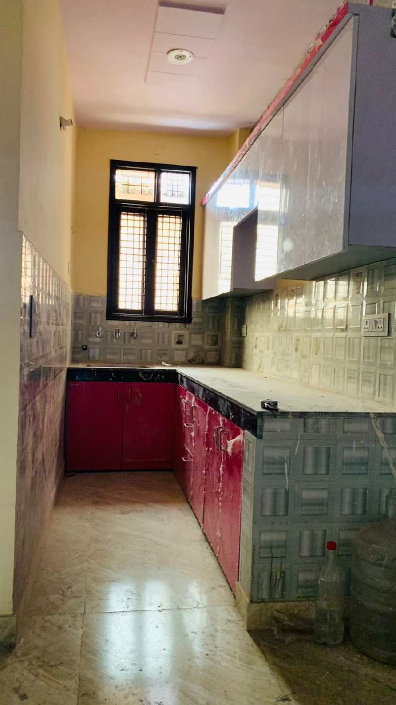 3 BHK Builder Floor for Sale in Chanakya Place I, Delhi (65 Sq. Yards)