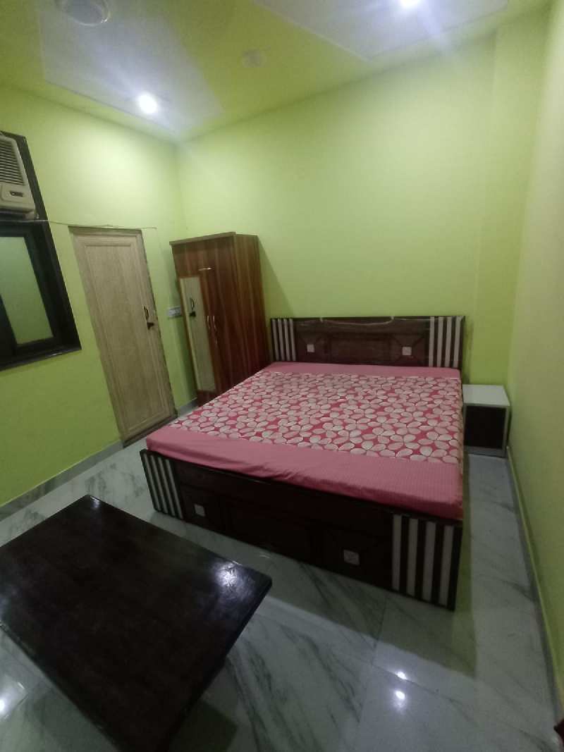 1 BHK Studio Apartments for Rent in Chanakya Place I, Delhi (40 Sq. Yards)