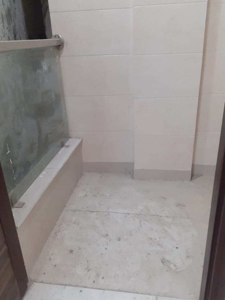 3 BHK Builder Floor for Sale in Jain Colony, Bindapur, Delhi (1300 Sq.ft.)