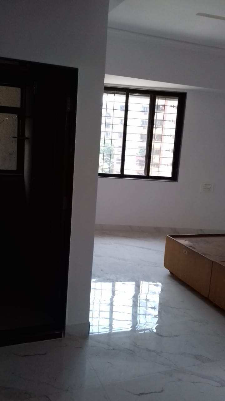 4 BHK Flats & Apartments for Rent in Andheri West, Mumbai (1600 Sq.ft.)