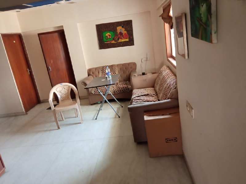 On rent 4.5 BHK in Andheri West