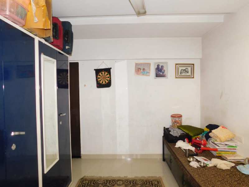 2 BHK Flats & Apartments for Rent in Azad Nagar, Mumbai (950 Sq.ft.)