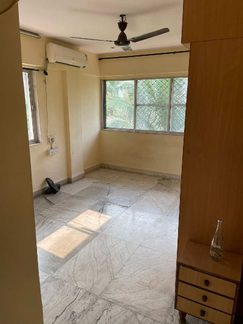 2BHK Apartment available on rent in Juhu, Versova