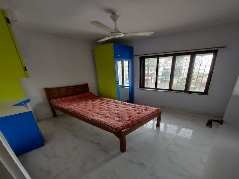 2 BHK, Semi-furnished, on rent in 7Bungalows, JP Road Versova