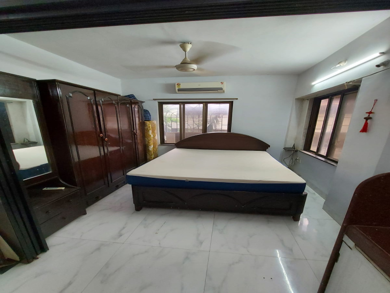 2 BHK, Semi-furnished, on rent in 7Bungalows, JP Road Versova