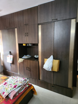 1BHK, Semi-furnished, on rent in Lokhandwala