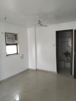 On Rent 3BHK in Juhu Tara Road