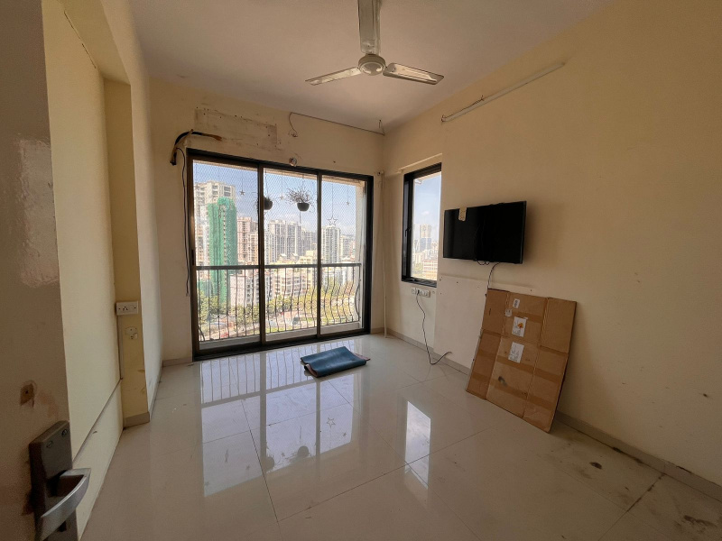 3BHK, Semi- furnished on rent in Andheri SVP