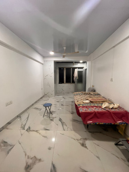 On Rent 1 BHK in  JP Road Versova  Sea Facing
