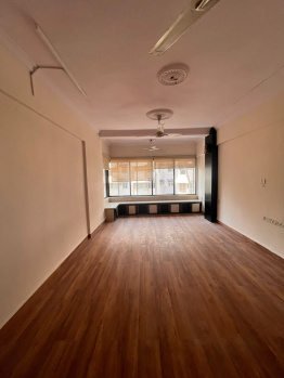 On Rent 2BHK in Seven Bungalows Nearest Versova Beach