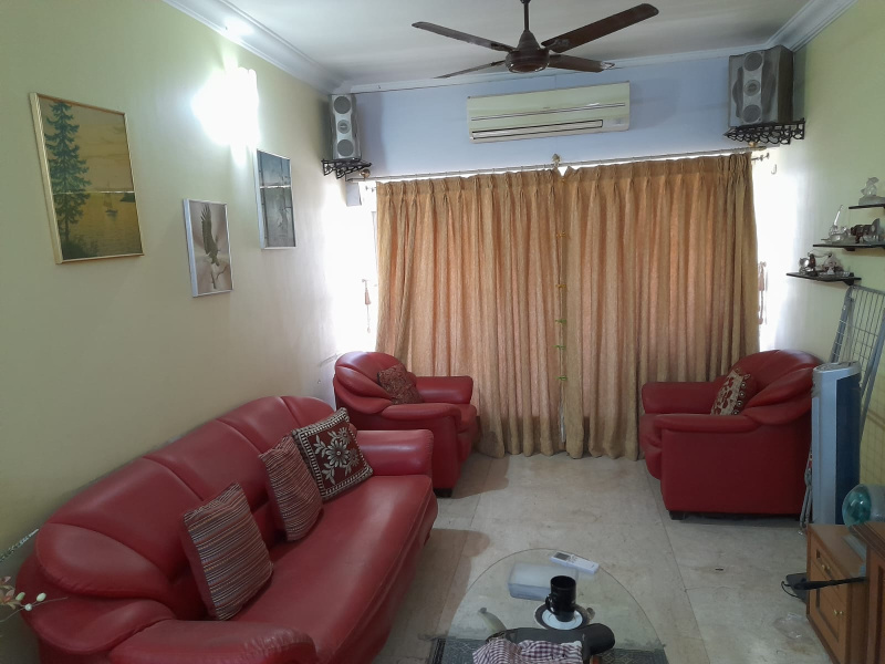 On Rent 2BHK in Off Seven Bungalows Versova