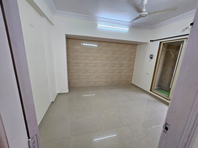On Rent 2BHK in RTO Kokilaben Hospital Rd Four Bungalow