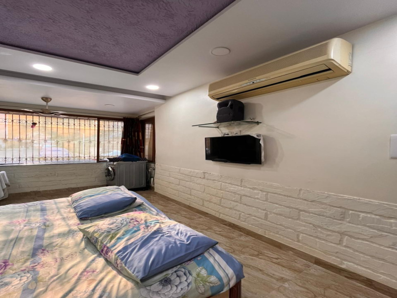1 BHK Flats & Apartments for Sale in Seven Bungalows, Mumbai (540 Sq.ft.)