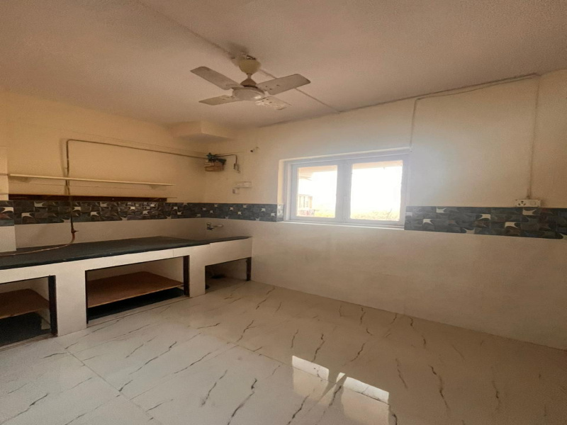 1 BHK Flats & Apartments for Rent in Versova, Mumbai (510 Sq.ft.)
