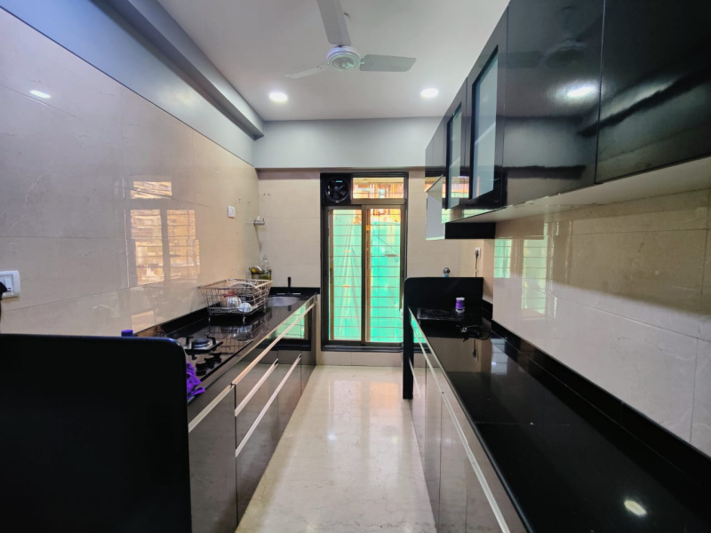 2 BHK Flats & Apartments for Rent in Veera Desai Chowk, Mumbai (1000 Sq.ft.)