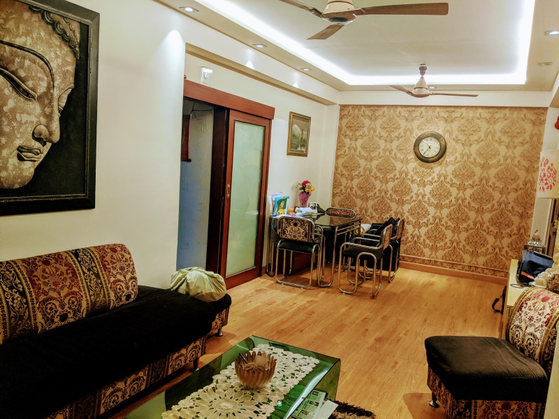 2 BHK Flats & Apartments for Rent in Oshiwara, Mumbai (982 Sq.ft.)