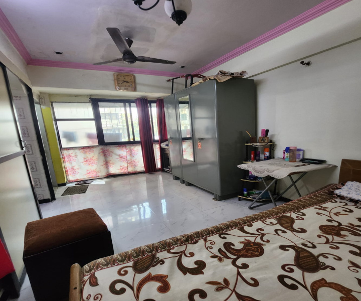 1 BHK Flats & Apartments for Sale in Andheri West, Mumbai (500 Sq.ft.)