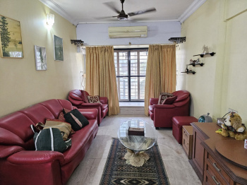 2 BHK Flats & Apartments for Rent in Seven Bungalows, Mumbai (1125 Sq.ft.)