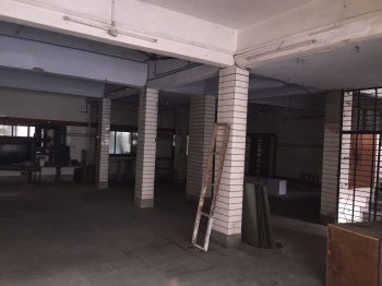 2700 Sq.ft. Warehouse/Godown for Sale in Madhupura, Ahmedabad