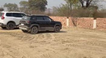 GREATER NOIDA SECTOR17B YAMUNA EXPRESSWAY