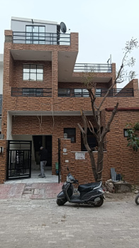 6 BHK Individual Houses / Villas for Sale in VIP Road, Zirakpur (150 Sq.ft.)