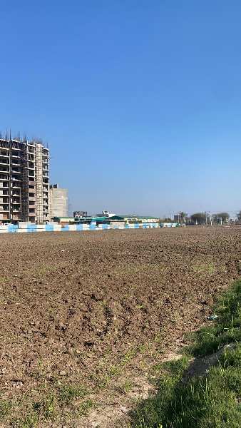 125 Sq. Yards Commercial Lands /Inst. Land for Sale in Airport Road, Zirakpur