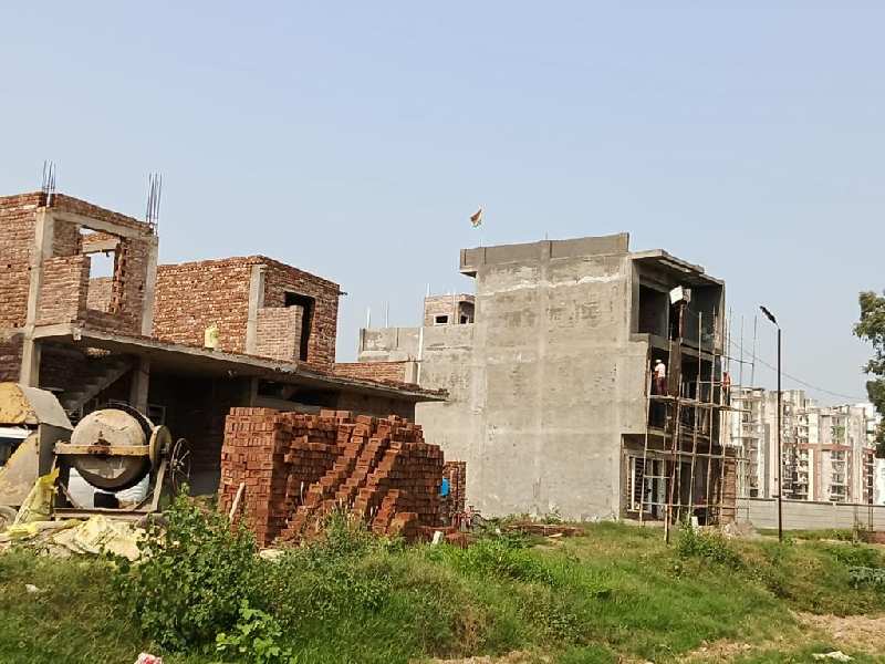 213 Sq. Yards Residential Plot for Sale in Nagla Road, Zirakpur