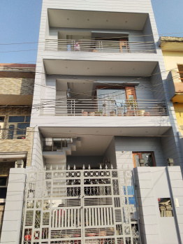 Prime location Residential House with 3 Floor