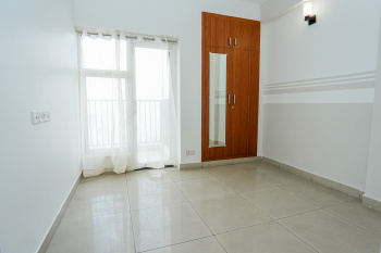 3BHK+ Servent READY TO MOVE APARTMENT IN ATS HAPPY TRAILS