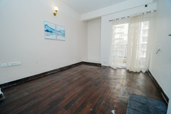 Flats & Apartments for Sale in Sector 16, Greater Noida (990 Sq.ft.)