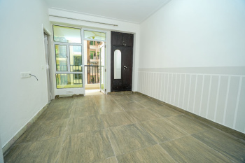 2.5BHK FOR SALE IN GAUR 12TH AVENUE