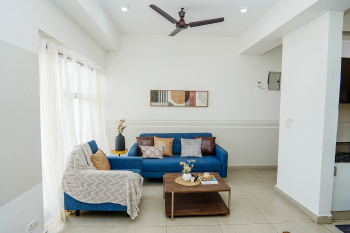 2 BHK Flats & Apartments for Sale in Sector 16, Greater Noida (915 Sq.ft.)