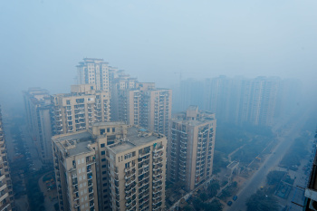 3 BHK Flats & Apartments for Sale in Sector 16, Greater Noida (1350 Sq.ft.)