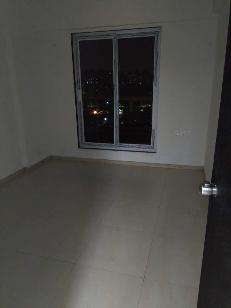 3BHK spacious flat available on sale