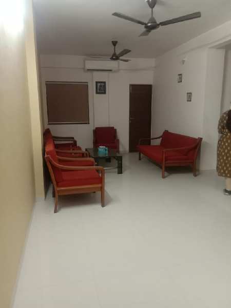 3 BHK Flats & Apartments for Rent in Paldi, Ahmedabad (140 Sq. Yards)
