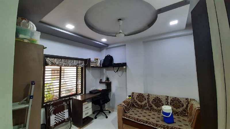 3 BHK Flats & Apartments for Sale in Vasna, Ahmedabad (151 Sq. Yards)