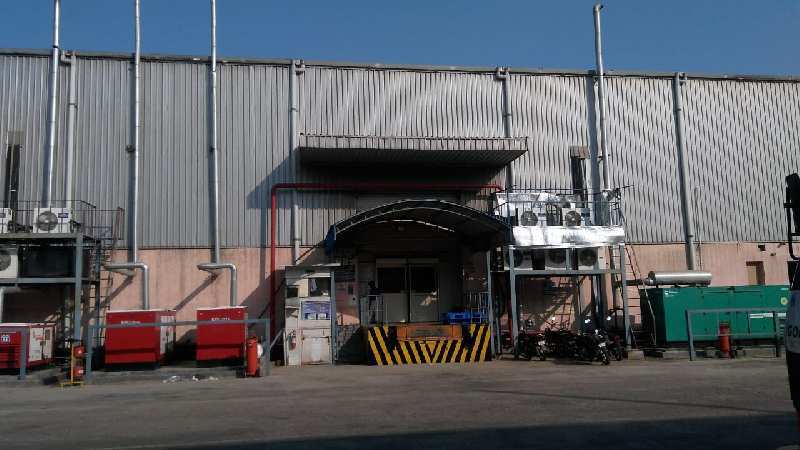 100000 Sq.ft. Warehouse/Godown for Rent in NH 8, Gurgaon