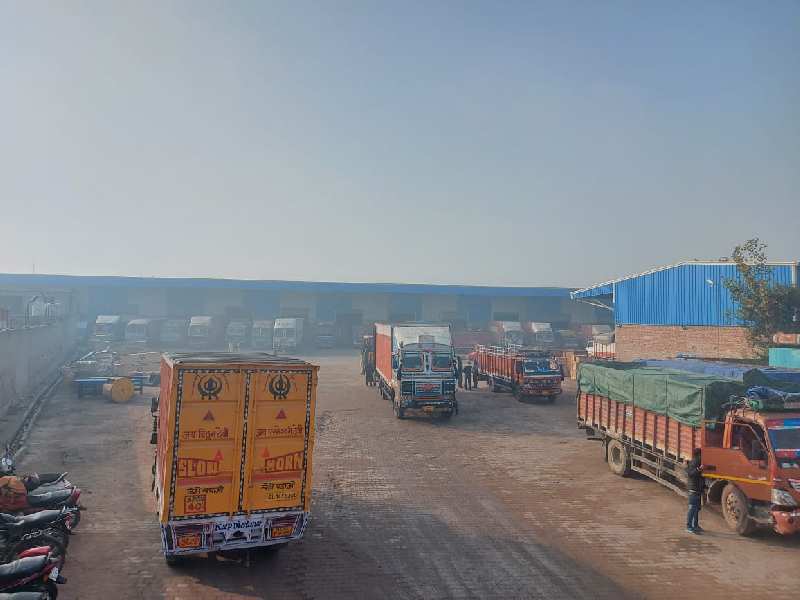 91000 Sq.ft. Warehouse/Godown for Rent in NH 8, Dharuhera (61000 Sq.ft.)