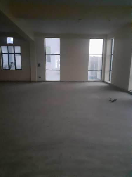 4300 Sq.ft. Factory / Industrial Building for Rent in Sector 76, Noida