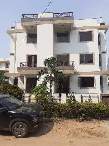 10+ BHK Individual Houses / Villas for Sale in Sector 39, Gurgaon (15000 Sq.ft.)
